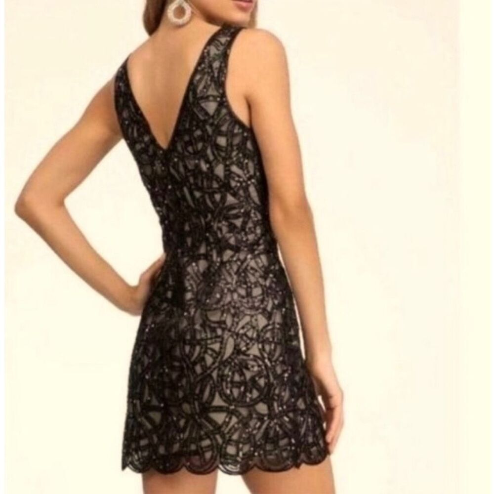 NWT Bebe Frosty Organza Sequin V-Neck Mini Dress Black Women’s XS - Picture 3 of 13